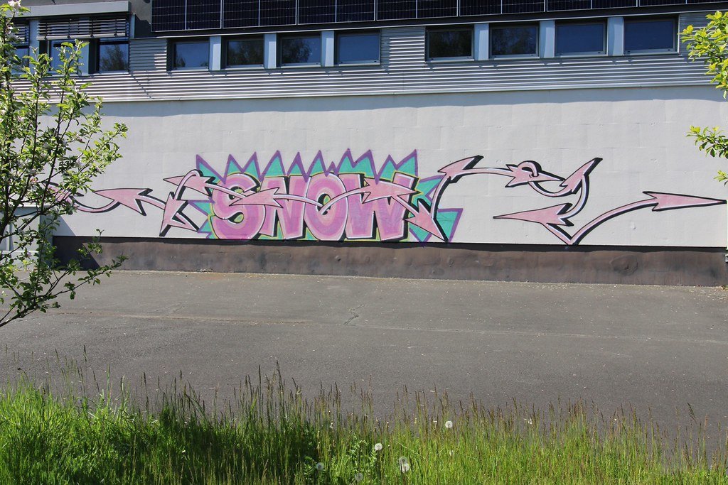 Graffiti SNOW