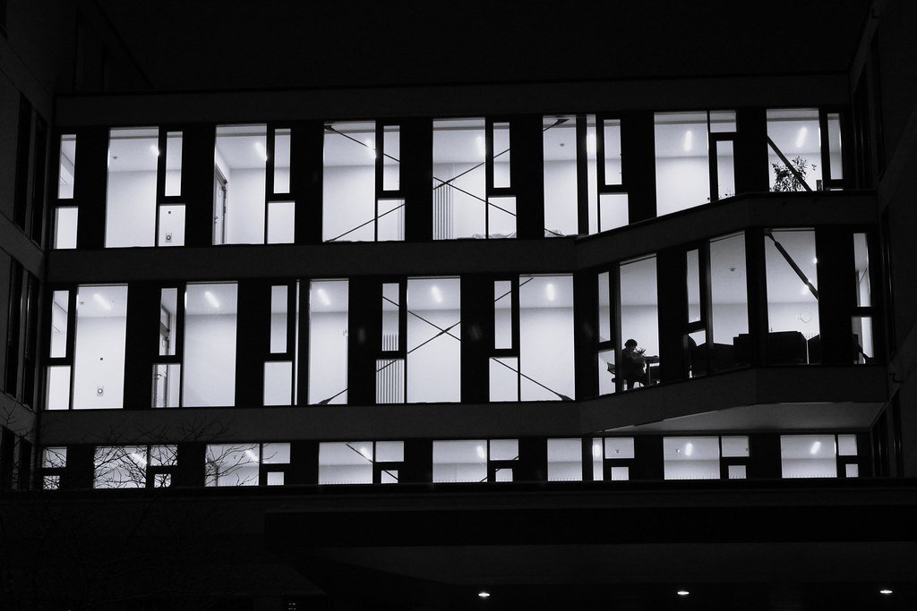 Contrast structure